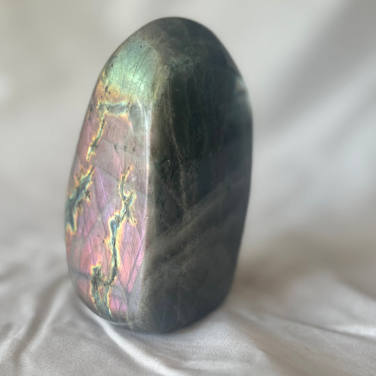 Stunning sunset colour Labradorite free form 5"